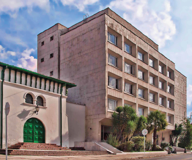 Mesa de trabajo 8 copia 4-100